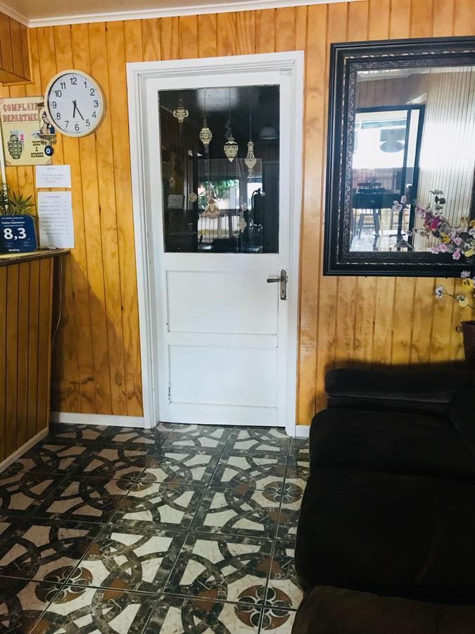 Hotel Yellow Submarine Punta Arenas Exterior photo